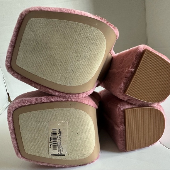 Brand New Steve Madden Trixie-F Pink Barbie Platforms Size 7. - Picture 6 of 15